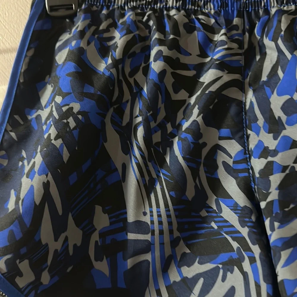 Nike DRI-FIT Tempo Running Shorts: BLACK/BLUE/GRAY PRINT: NWT: SIZE M